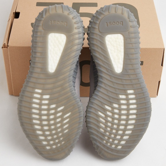 Adidas Yeezy Boost 350 V2 men’s 8.5 - Picture 4 of 15